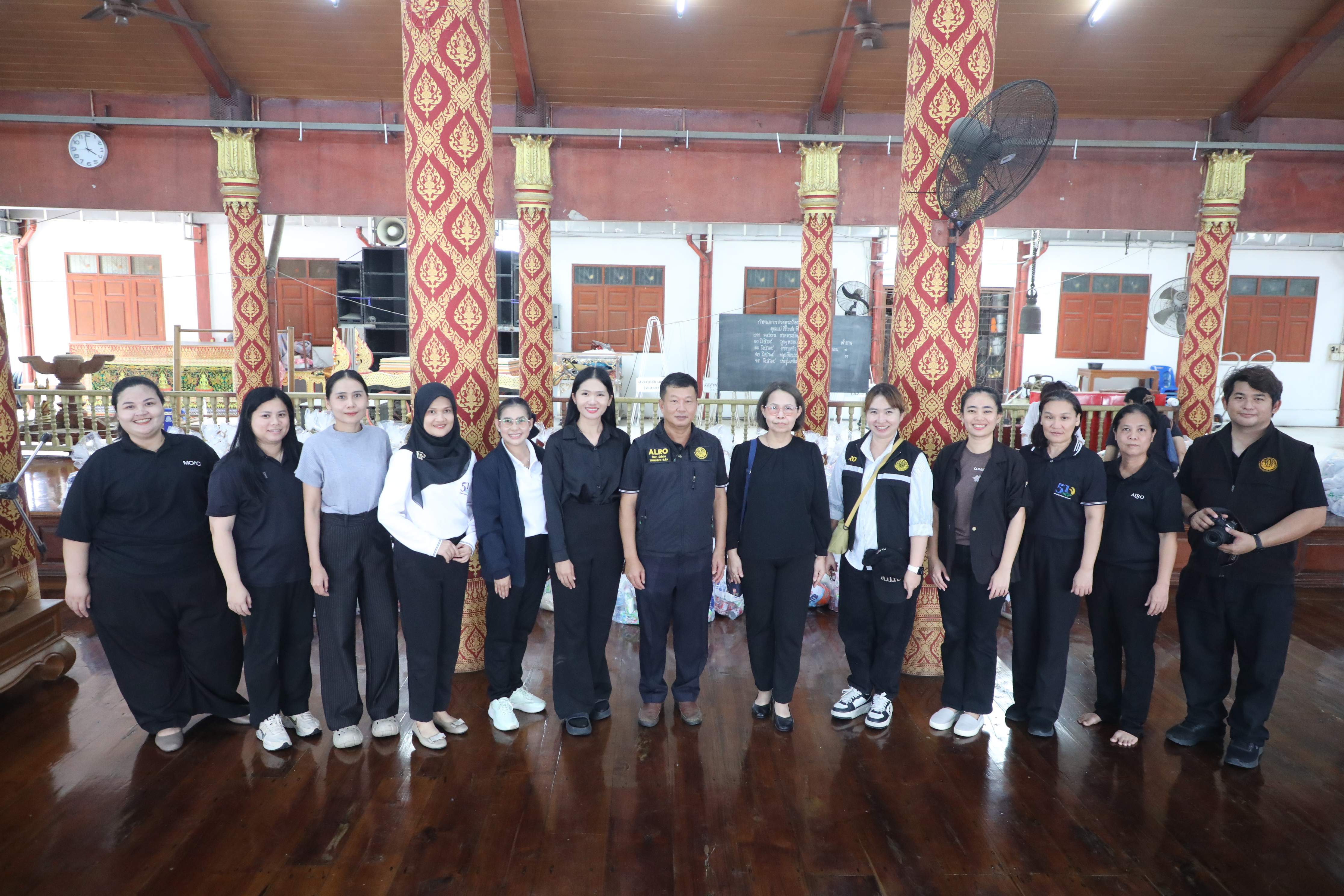 title - ส.ป.ก. ติดตามรมช.เกษตรฯ ช่วยเหลือพี่น้องผู้ประสบอุทกภัย ในเขตจังหวัดปทุมธานี